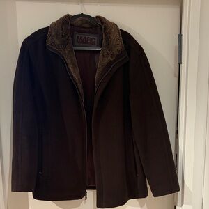 Andrew Marc Brown Jacket with Faux Fur Collar
Mens size medium